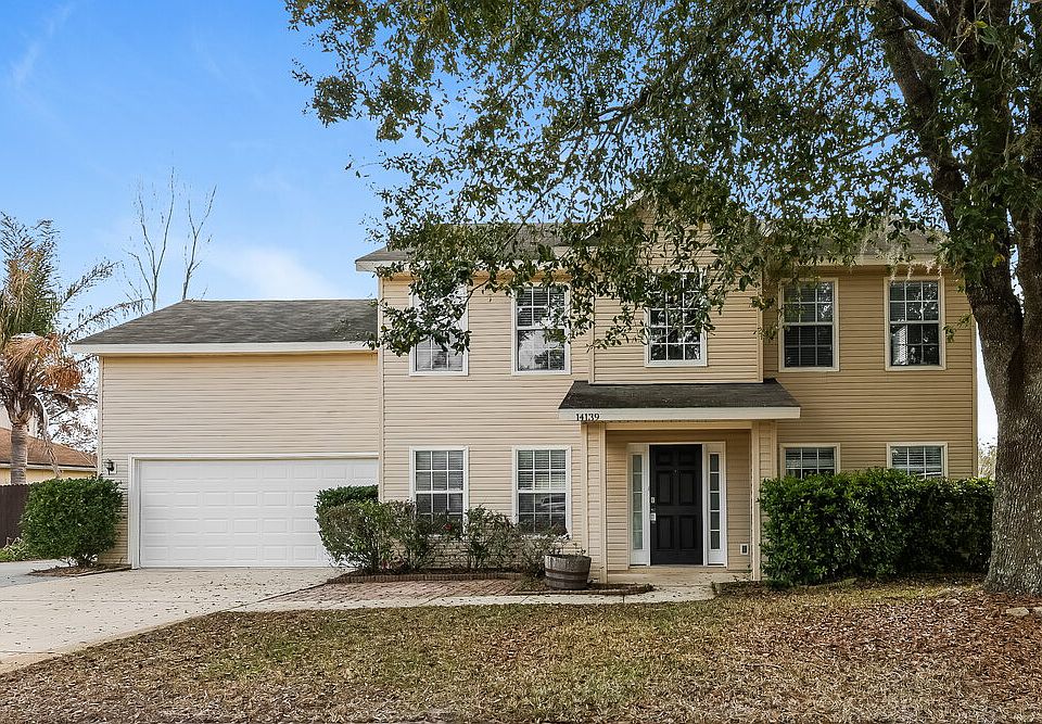 1st image of 14139 Crestwick Dr W