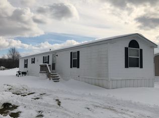 5505 Grosvenor Rd, Liverpool, NY 13090