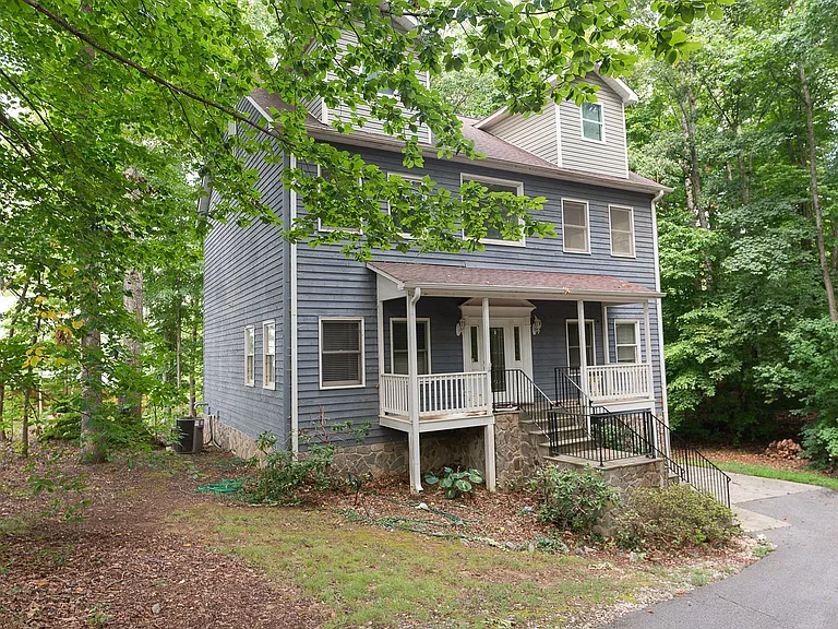 4916 Gold Crest Dr — Photo 2