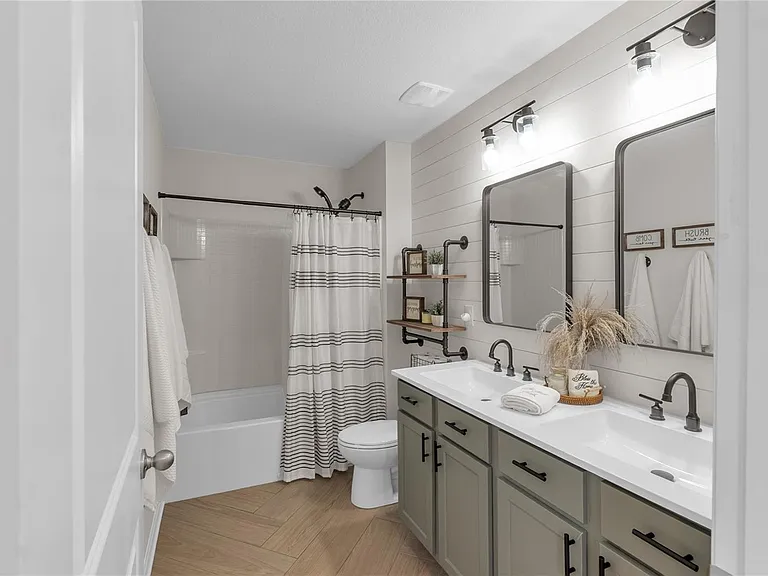 5223 San Palermo Dr — Photo 13