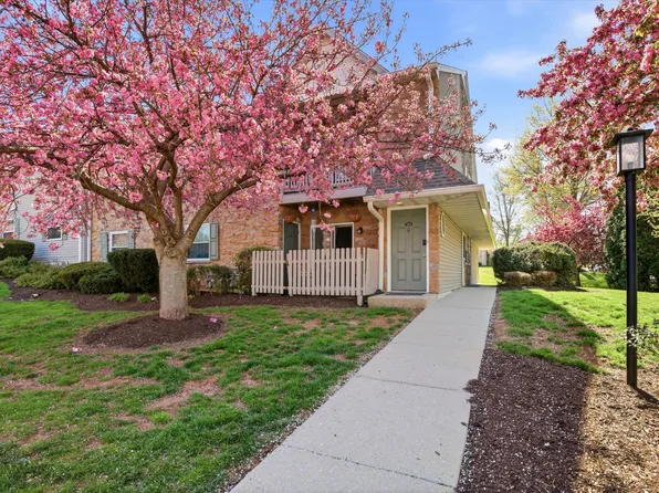 205 Horseshoe Dr, Royersford, PA 19468