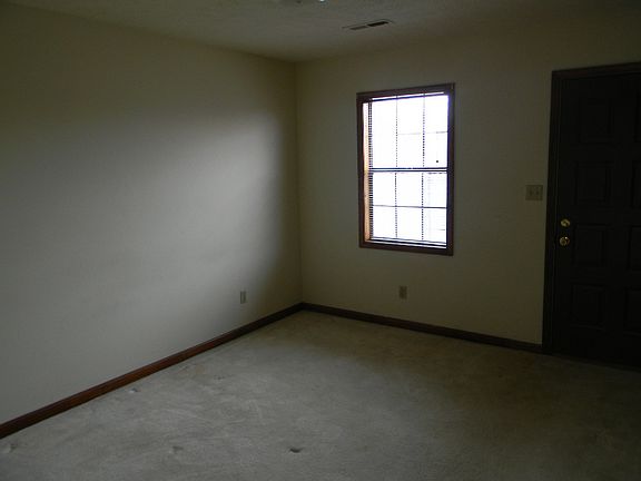 5th image of 1307 Homestead Garden Ct APT 2