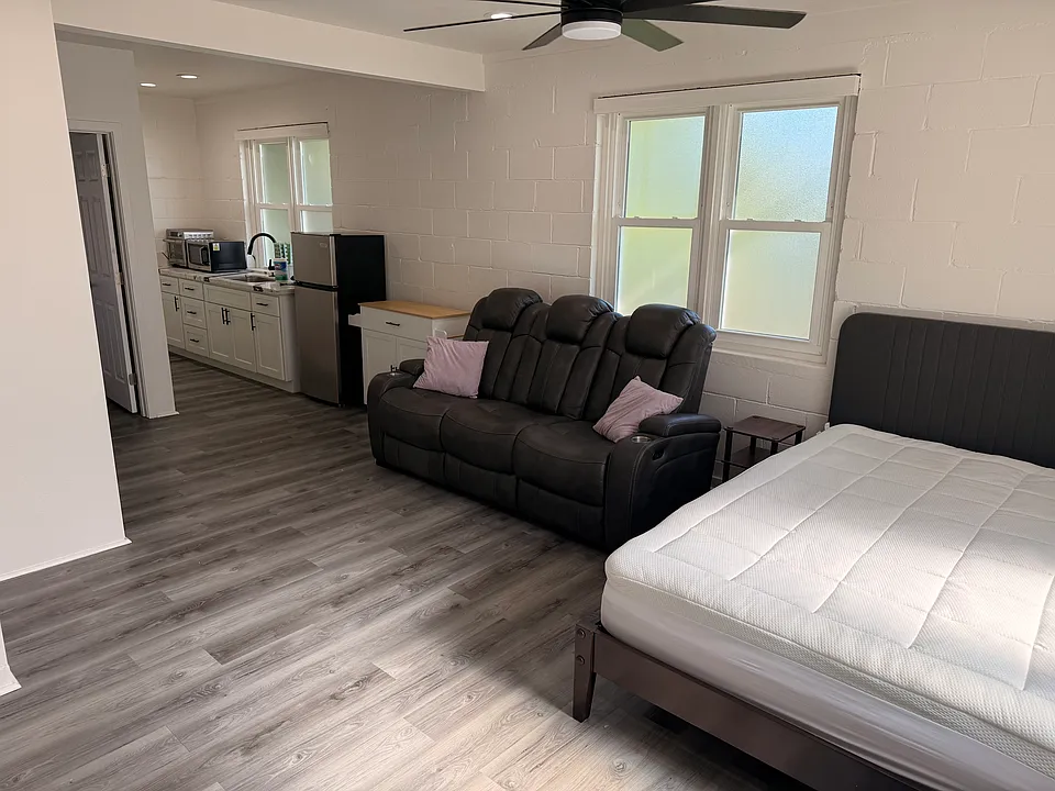 2285 Makanani Dr
