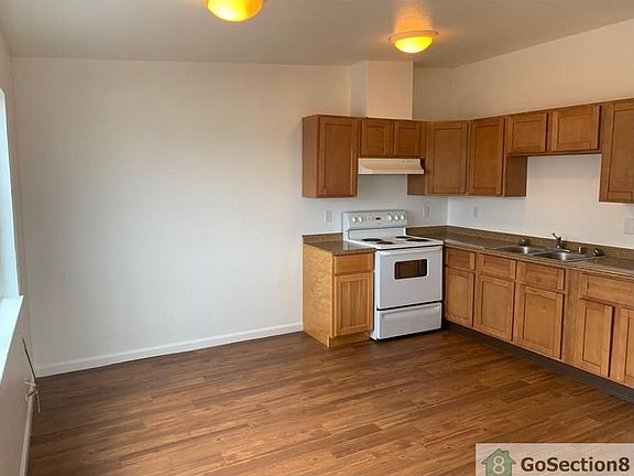 3rd image of 7900 Ney Ave APT 1