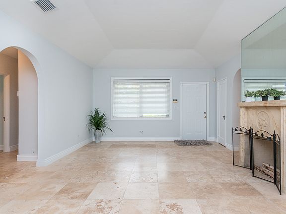 2nd image of 9139 NE 10th Ave