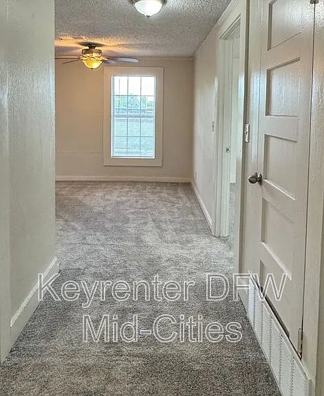313 Worthview Dr — Photo 6