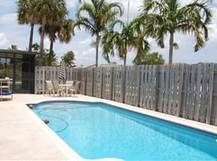 3802 NW 1st Dr, Deerfield Beach, FL 33442
