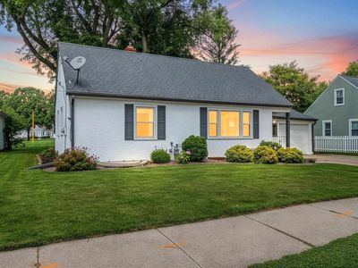 446 Victoria St, Green Bay, WI, 54302