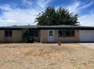 1904 Heights Dr, Roswell, NM 88203