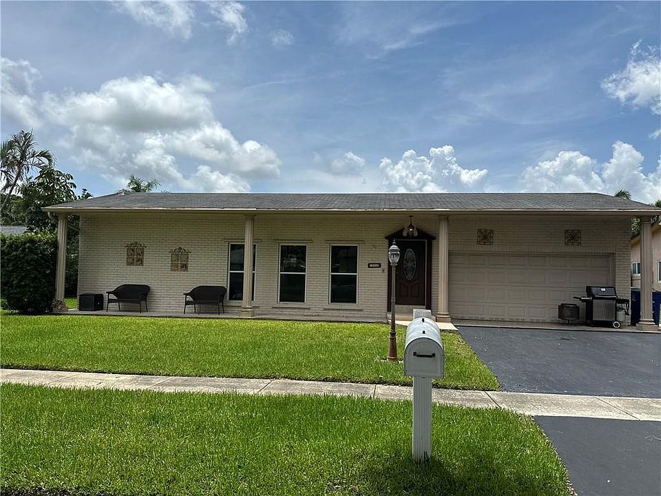 1st image of 10160 SW 50th Court