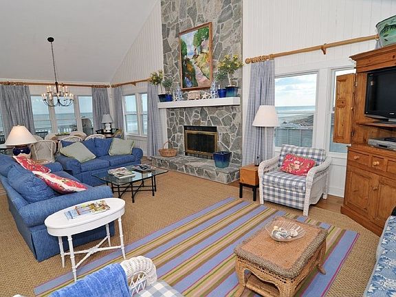 Living Area 1 of 2