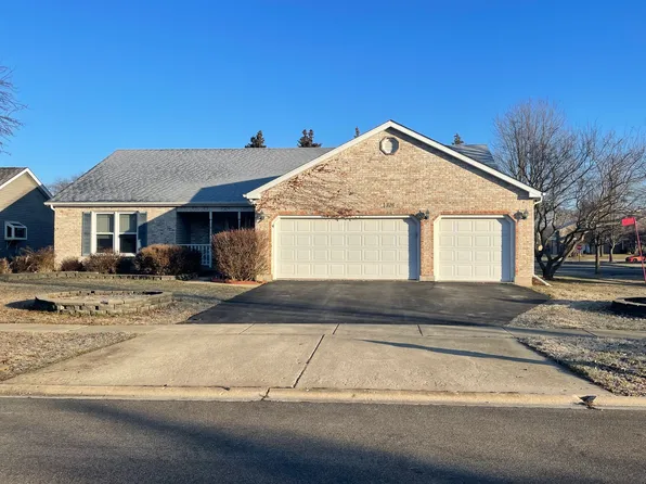 326 Julie Ln, Hampshire, IL 60140
