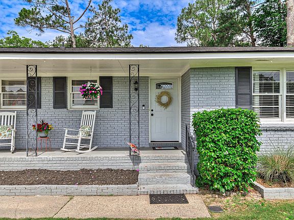 4th image of 634 Victoria Dr