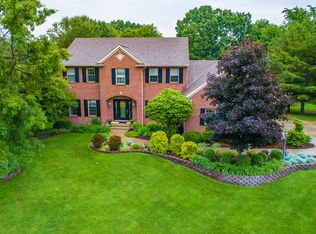 51288 Harbor Ridge Dr, Granger, IN 46530