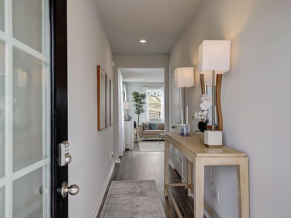 2nd image of 2099 Widgeon Point