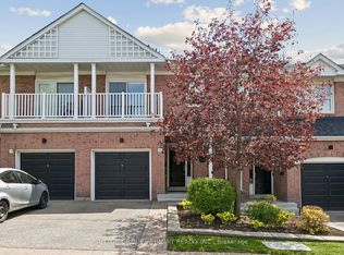 10 Tamarack Cir, Toronto, ON M9P3T9