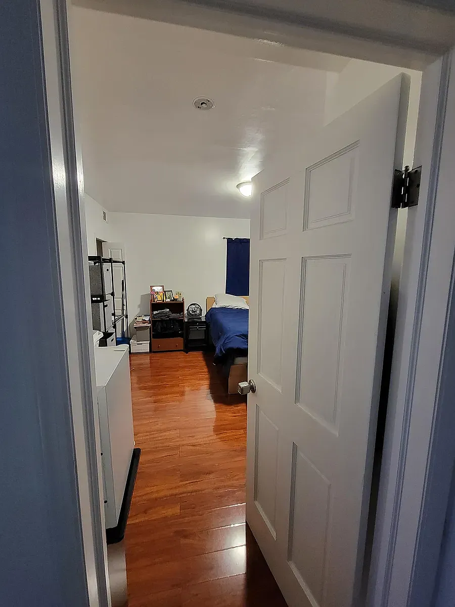 Building Photo - 72 Standish Ave #2A