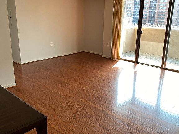 Linving / Dining room