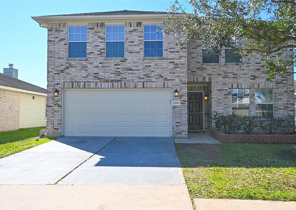 1st image of 19339 Grand Colony Ct