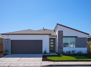 2425 N Burl Ave, Fresno, CA 93727