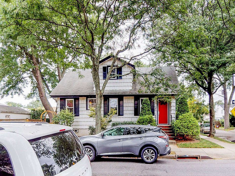 1st image of 160 Woolley Ave