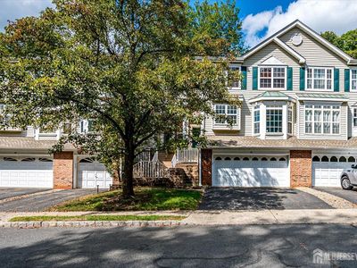 29 Lambiance Ct, Highland Park, NJ, 08904
