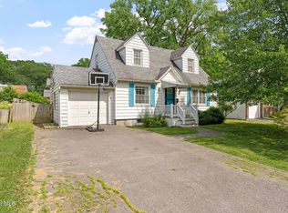 1226 Sumner Ave, Schenectady, NY 12309