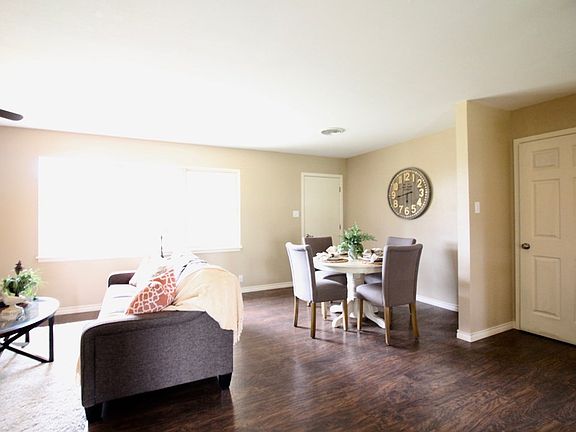 5th image of 4705 Laura Dr