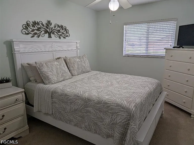 5008 SW 9th Pl — Photo 14