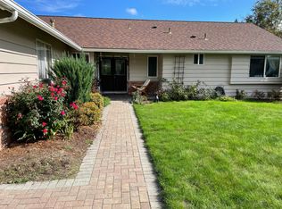 14722 112th Ave NE, Kirkland, WA 98034