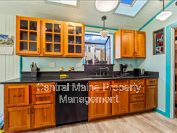62 Evergreen Ave, Old Orchard Beach, ME 04064