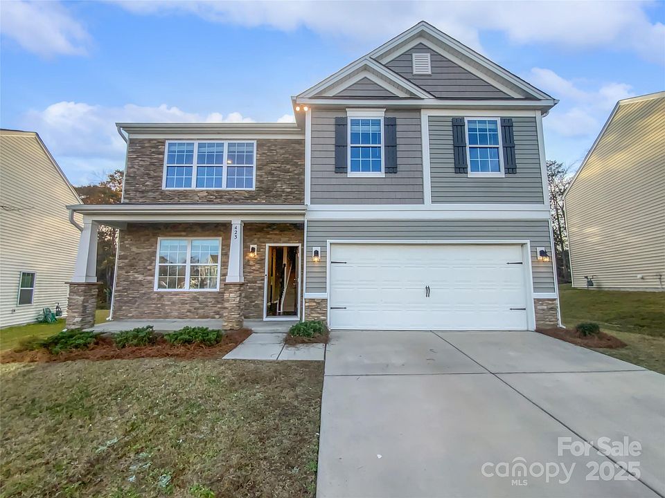 1st image of 423 Grantham Ln