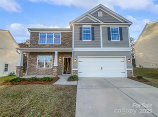 423 Grantham Ln, Charlotte, NC 28262