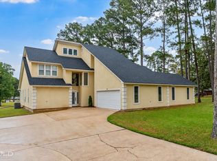 1663 Spencer Cir, Benton, LA 71006