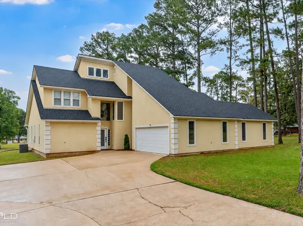 1663 Spencer Cir, Benton, LA 71006