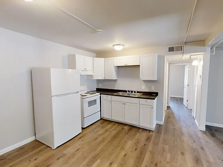 1321 SW Polk St — Photo 11