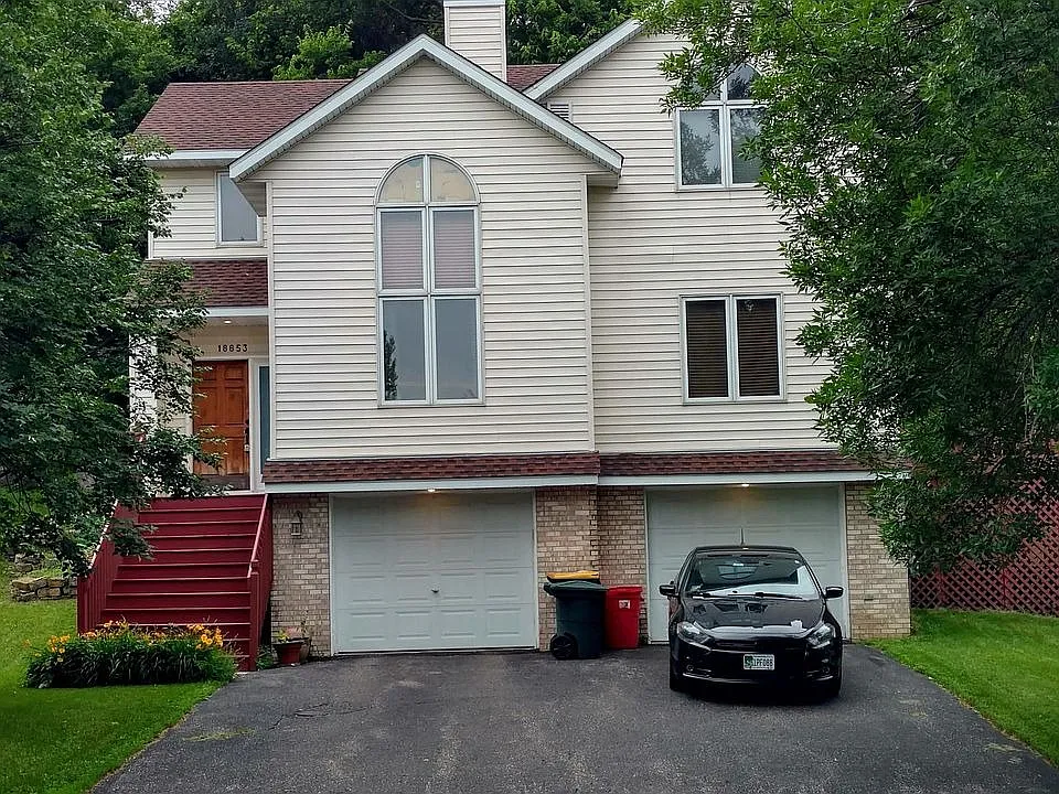 4 Bedroom Single Family Home — Photo 1