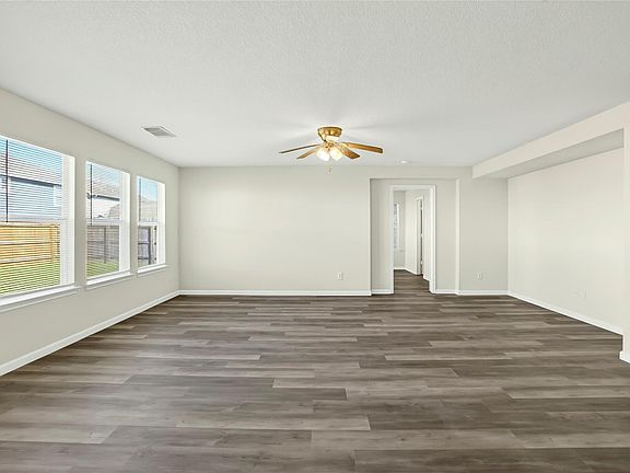 4th image of 10635 Gold Finch Rd