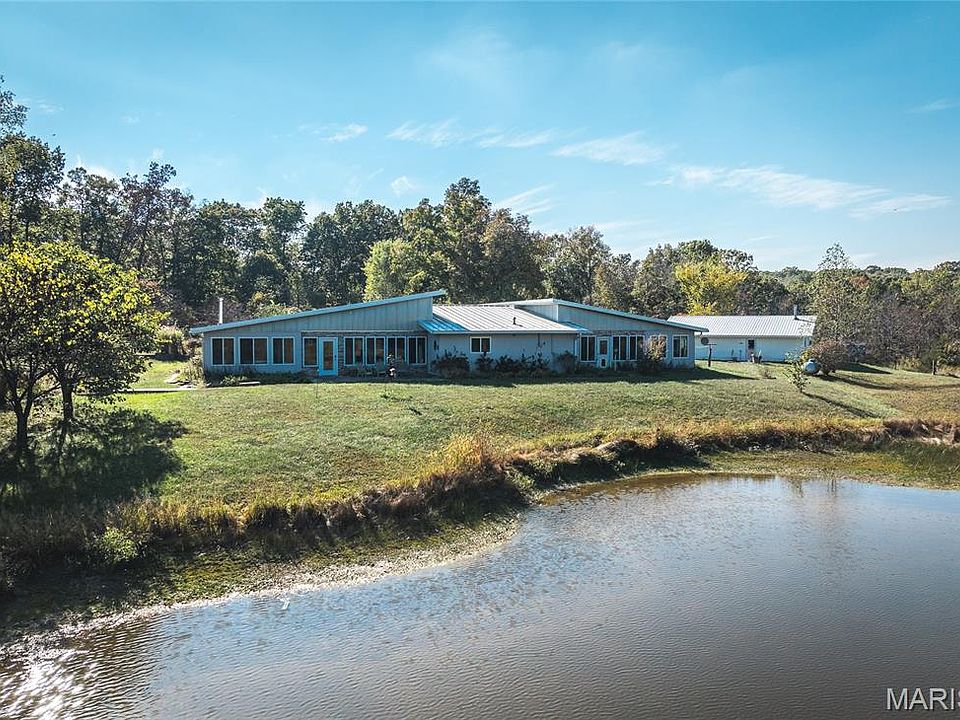 1st image of 98 Turkey Ridge Ln #18