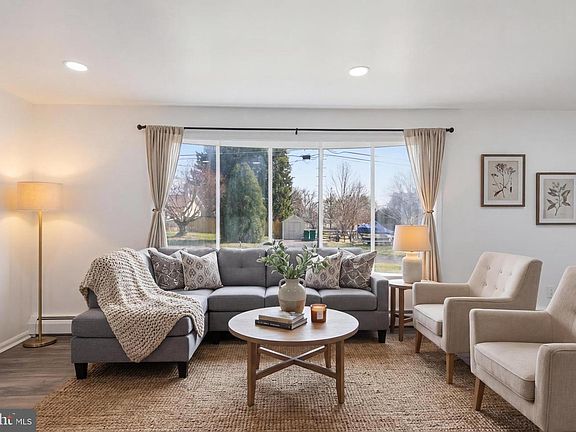 5th image of 914 Avenue D