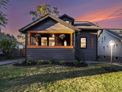 988 W Larch Ave, Muskegon, MI, 49441