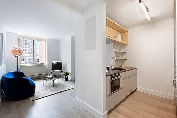 1st image of 10 E 29th St APT 12