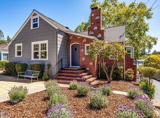 203 E 1st St, Napa, CA 94559