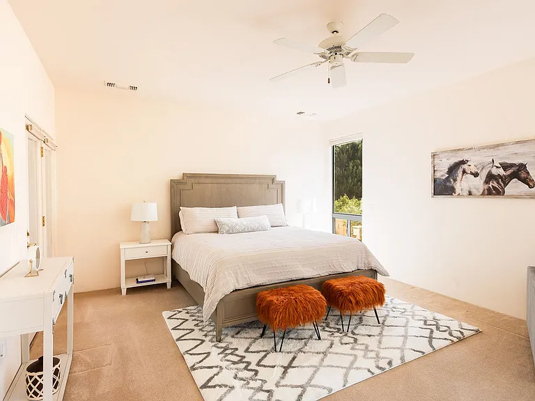 165 Quartz Dr — Photo 13