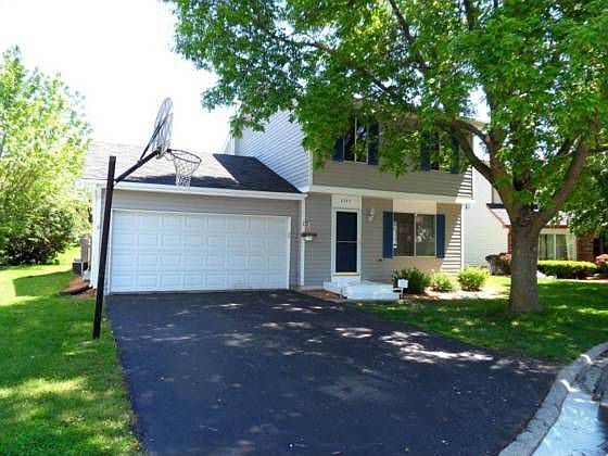 1st image of 2745 Greenfield Dr