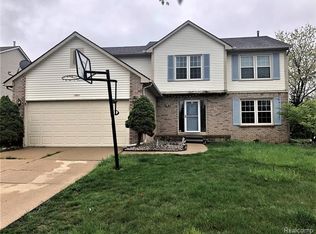 7001 Norwood Dr #5, Canton, MI 48187