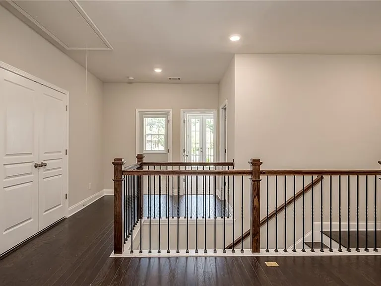 1856 Terrewood Dr — Photo 23
