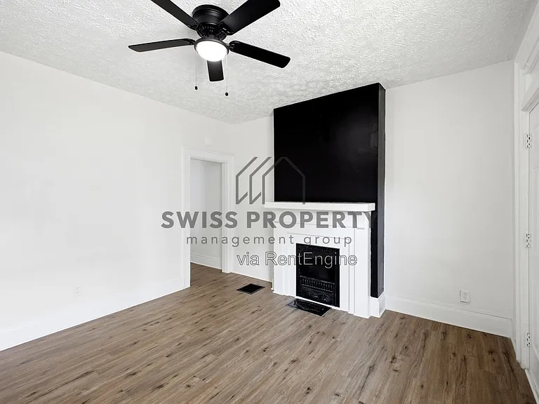 977 Miller Ave #975 — Photo 7