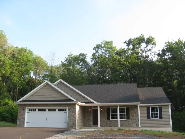 574 Gehman School Rd, Denver, PA 17517