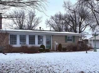 2100 Wilshire Dr, Frankfort, IN 46041